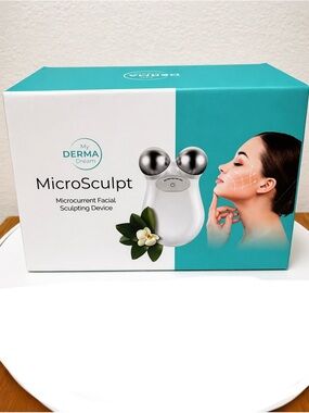 MicroSculpt Facial Sculpting Device in Teal and White